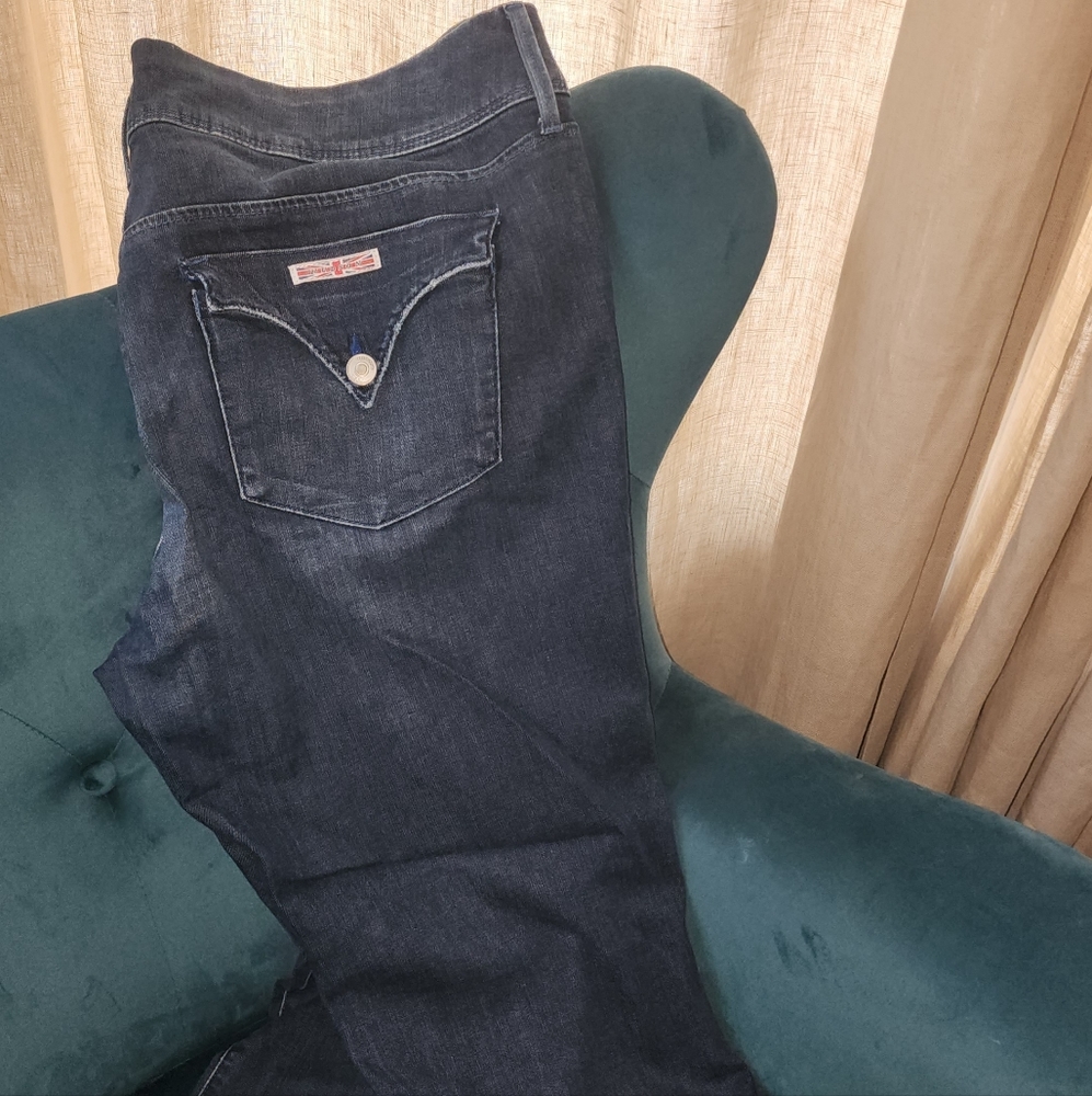 Women's Hudson jeans. Collin boot cut crop in blue. Size 34.